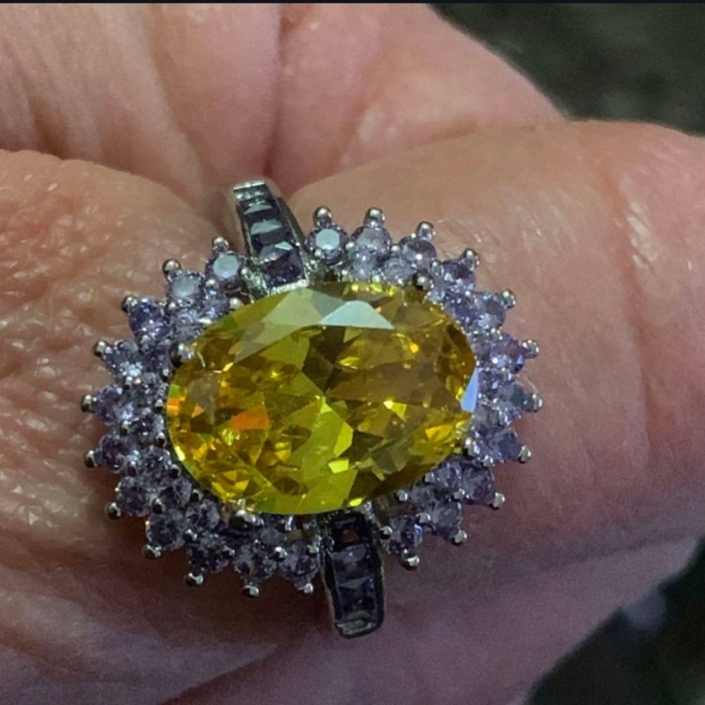 New Purple Yellow Diamond Ring